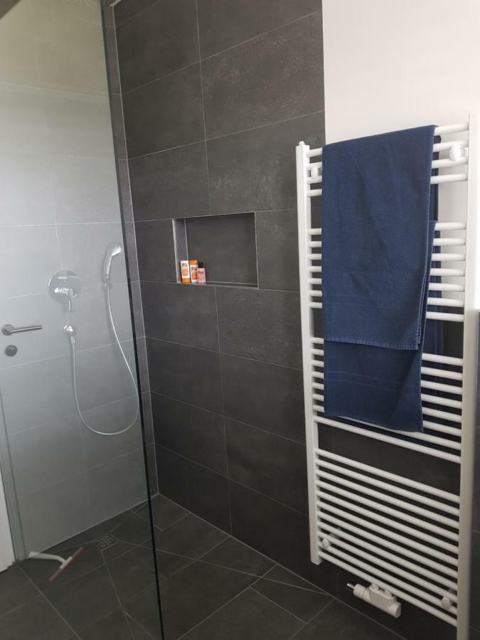 Ferienwohnung Am Bodensee Hard Bagian luar foto