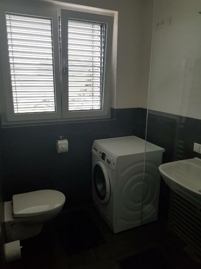Ferienwohnung Am Bodensee Hard Bagian luar foto